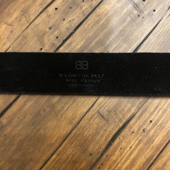 B-Low the Belt Black and Gold Women's Belt - Picture 3 of 7